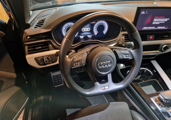 Audi A4 cena 147000 przebieg: 55000, rok produkcji 2020 z Pieniężno małe 232